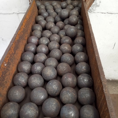 materiale 60 delle sfere d'acciaio forgiate 120mm B2 - 65HRC che strizza la sfera del metallo per la centrale elettrica